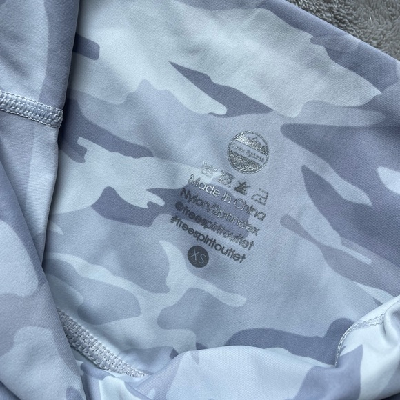 WHITE PRINT LEGGINGS - Picture 3 of 3